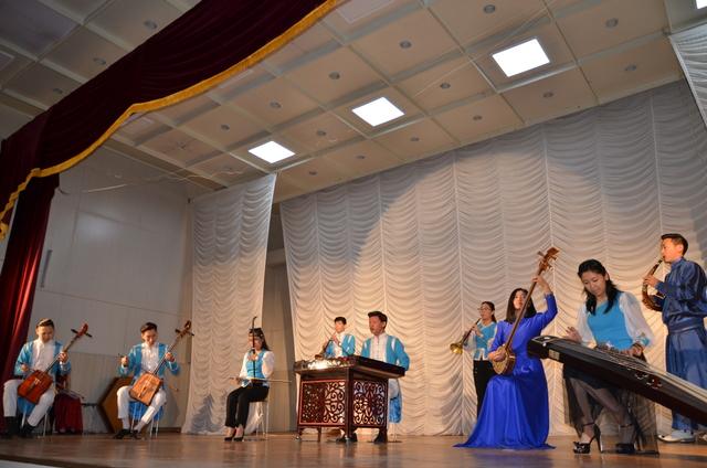 中国陕西省师范大学艺术团与蒙古国音乐舞蹈大学 举行交流与互动